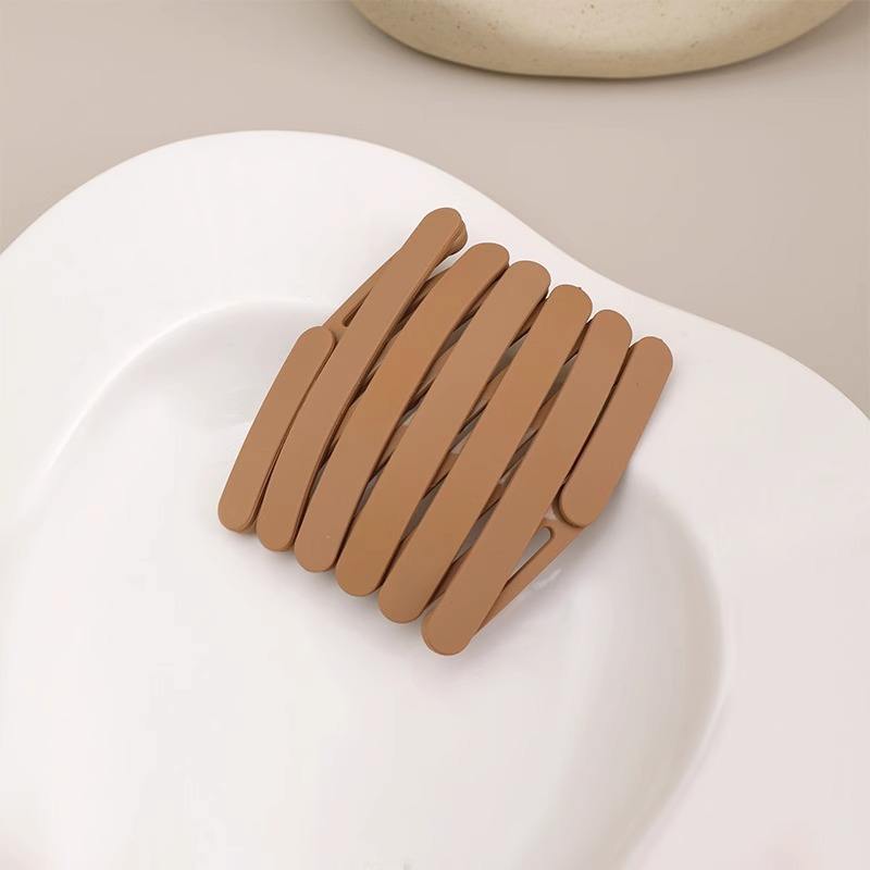 Foldable Hair Band - Compact & Stylish.
