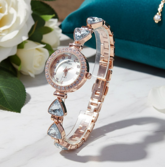 Elegant Rose Gold Crystal watch